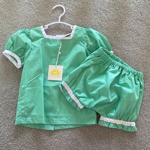 The Yellow Lamb short set